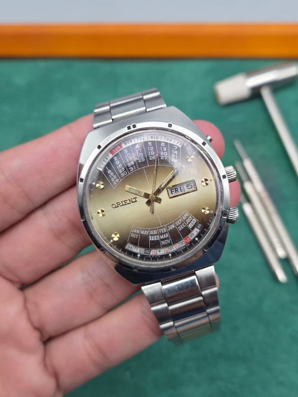 Orient Multi-Year Calendar Gold Sunburst